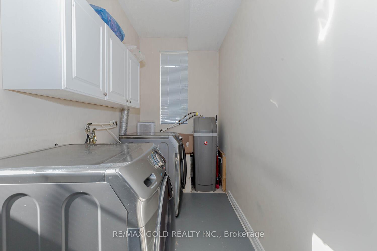 Photo 37 of 441 Irwin Street, Midland — HOMEH