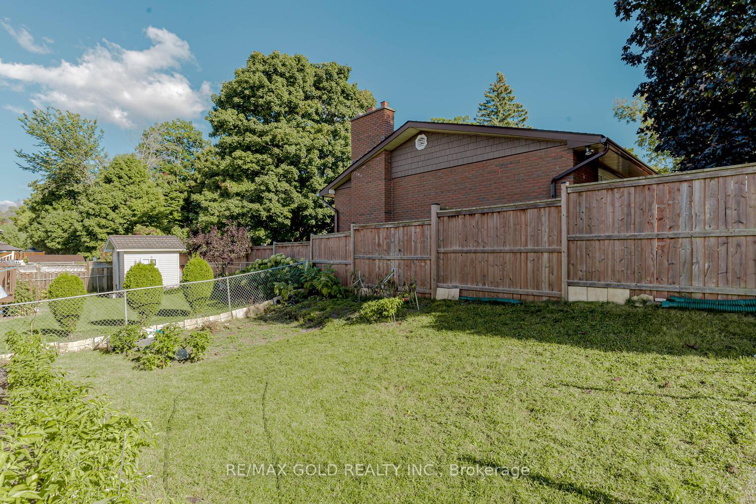 Photo 39 of 441 Irwin Street, Midland — HOMEH