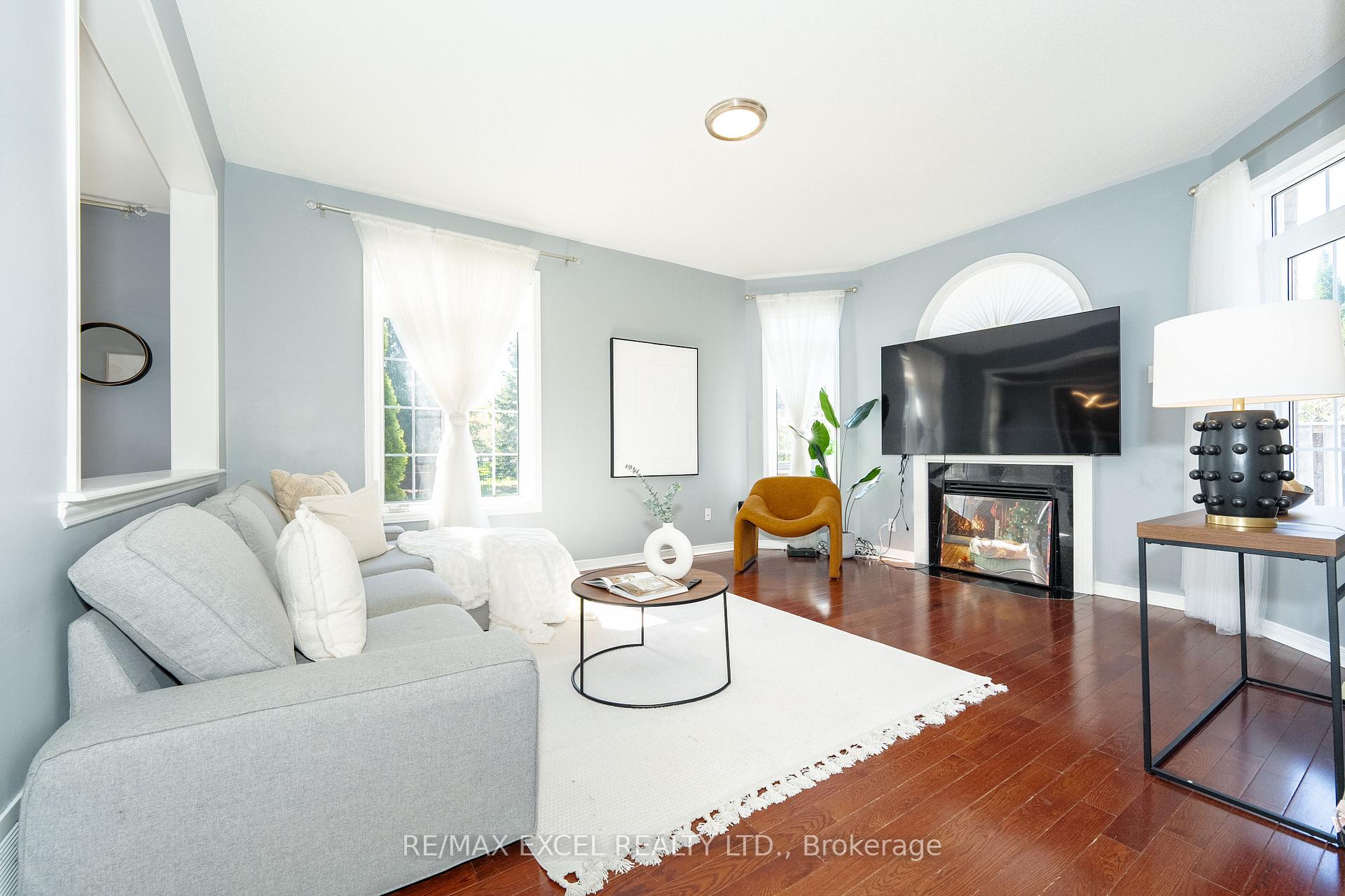 Photo 4 of 2 Greengage Street, Markham, Greensborough — HOMEH