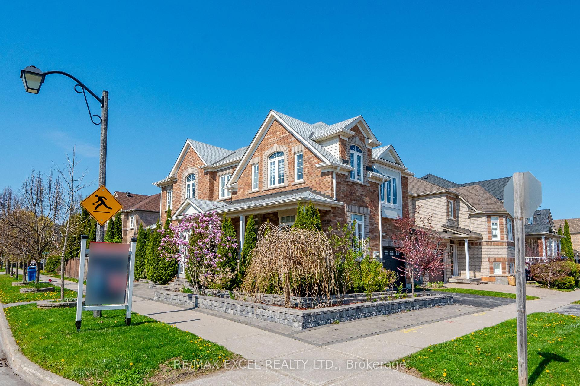 Photo 36 of 2 Greengage Street, Markham, Greensborough — HOMEH