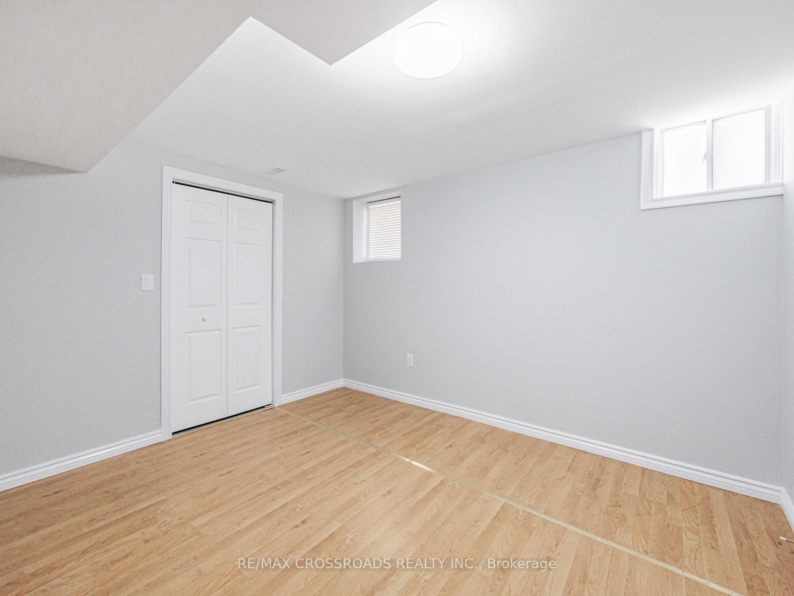 Photo 4 of 20 Wood Thrush Avenue, Markham, Legacy — HOMEH