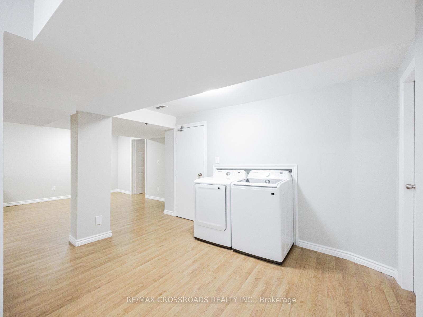 Photo 7 of 20 Wood Thrush Avenue, Markham, Legacy — HOMEH