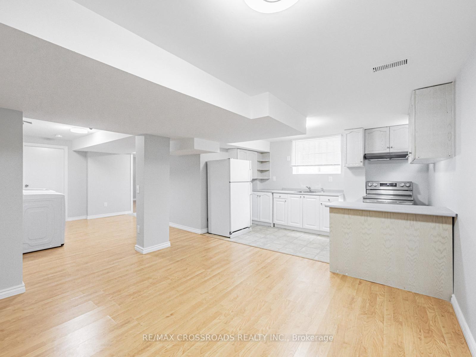 Photo 10 of 20 Wood Thrush Avenue, Markham, Legacy — HOMEH