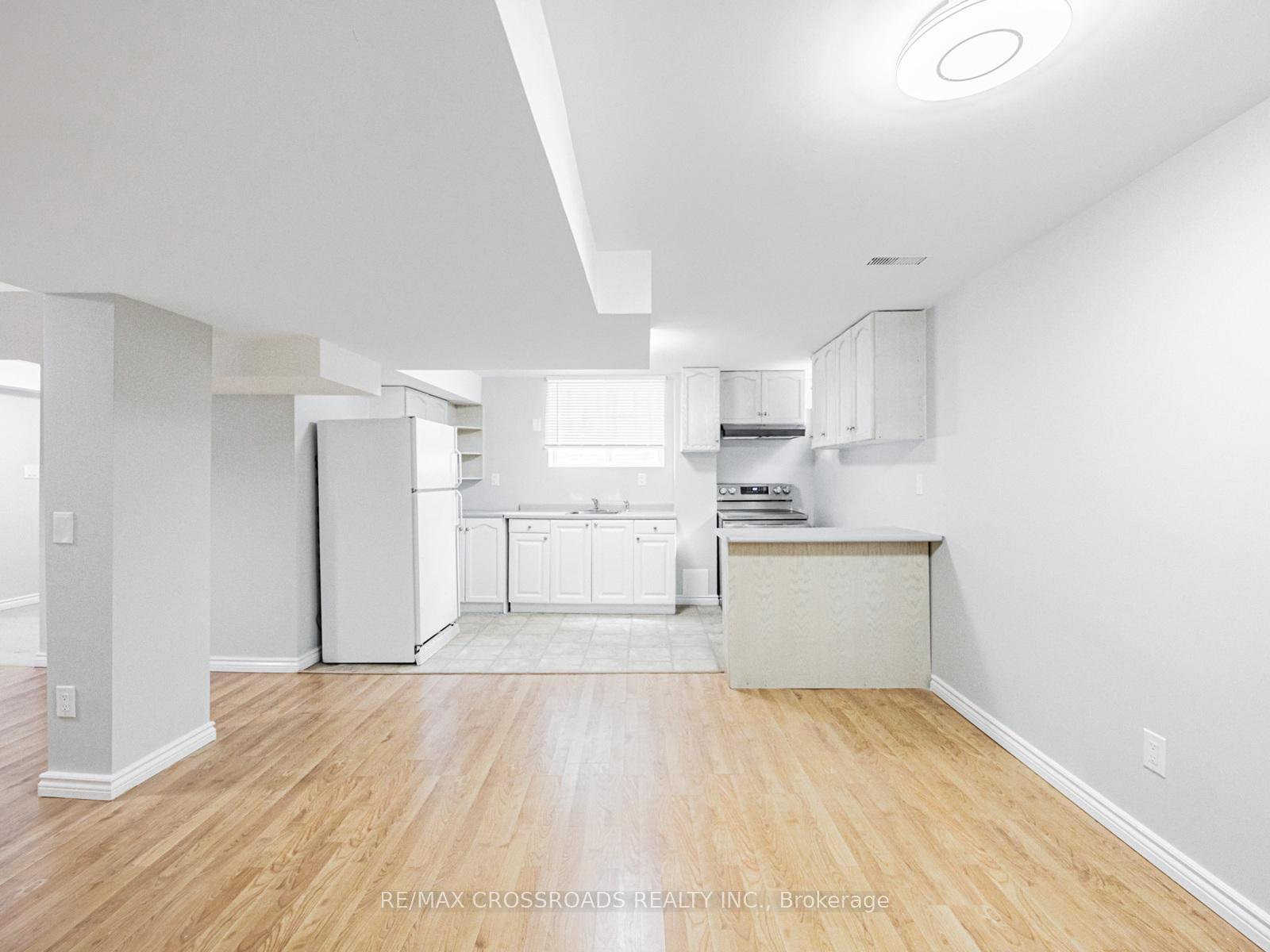 Photo 11 of 20 Wood Thrush Avenue, Markham, Legacy — HOMEH
