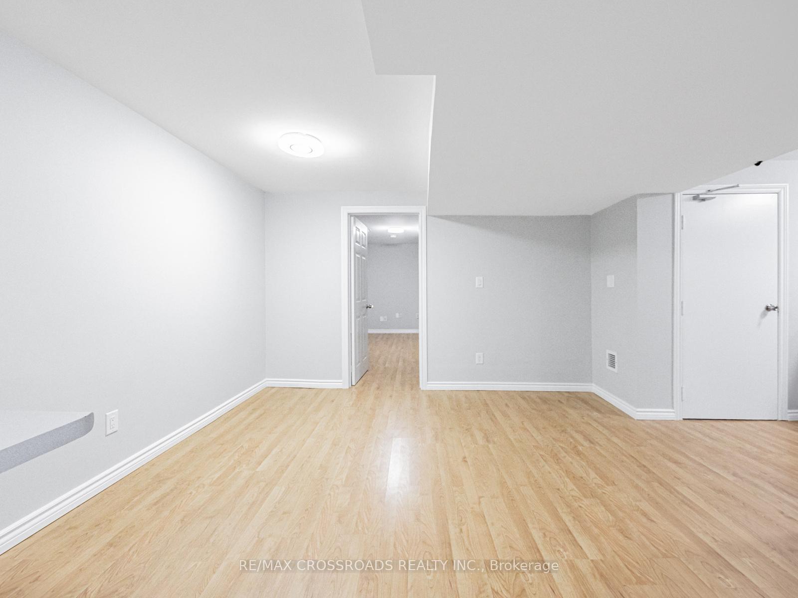 Photo 16 of 20 Wood Thrush Avenue, Markham, Legacy — HOMEH