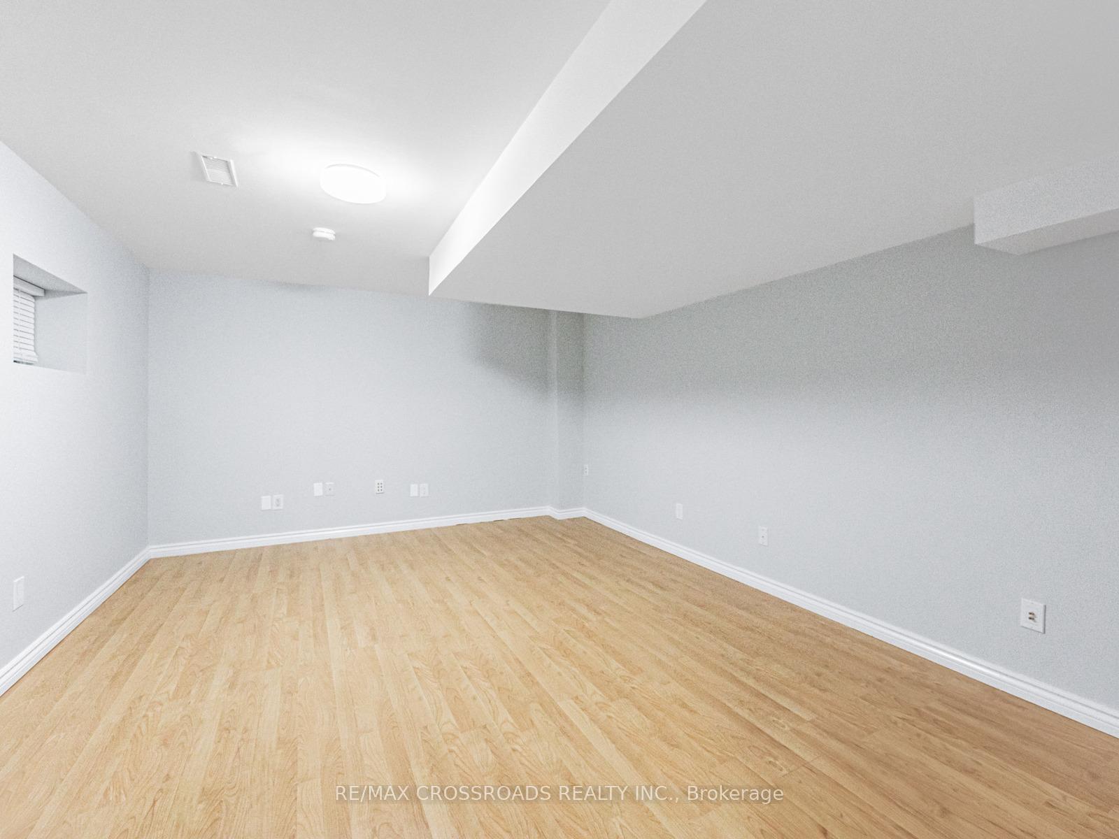 Photo 18 of 20 Wood Thrush Avenue, Markham, Legacy — HOMEH