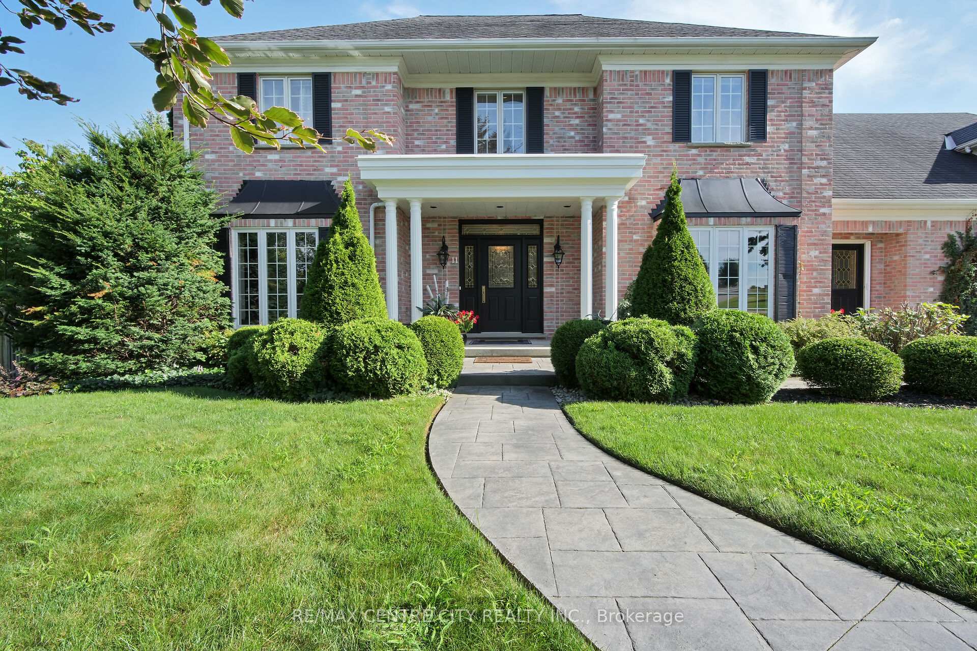 Photo 5 of 11 Woodland Drive, Middlesex Centre, Kilworth — HOMEH