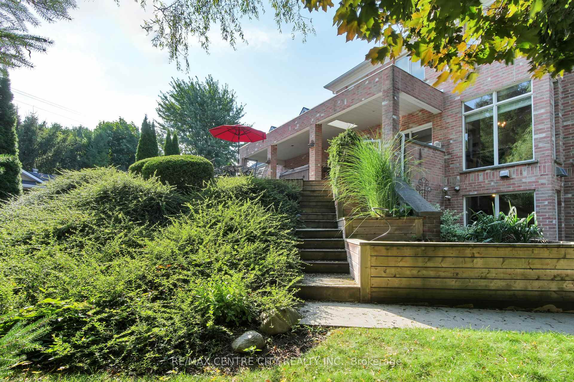 Photo 39 of 11 Woodland Drive, Middlesex Centre, Kilworth — HOMEH