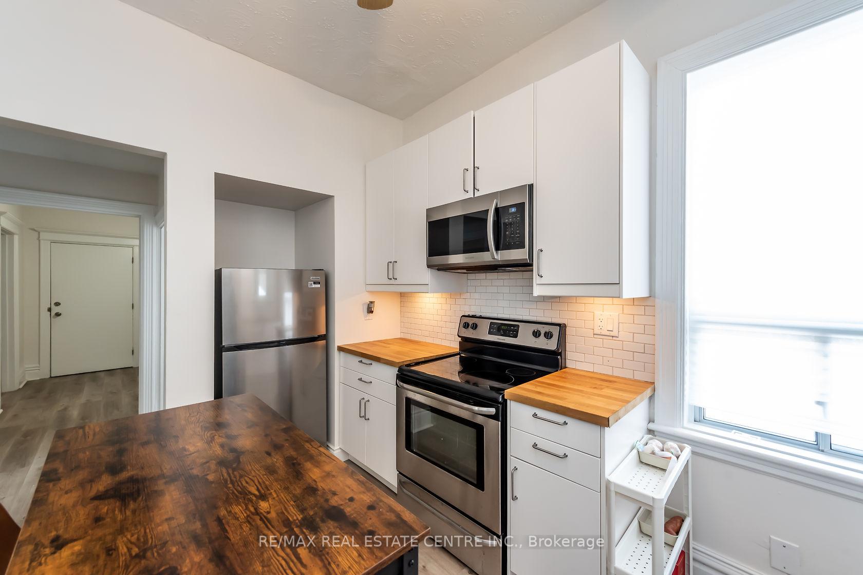 Photo 8 of Unit 1, 191 Sherman Avenue S, Hamilton, St. Clair — HOMEH