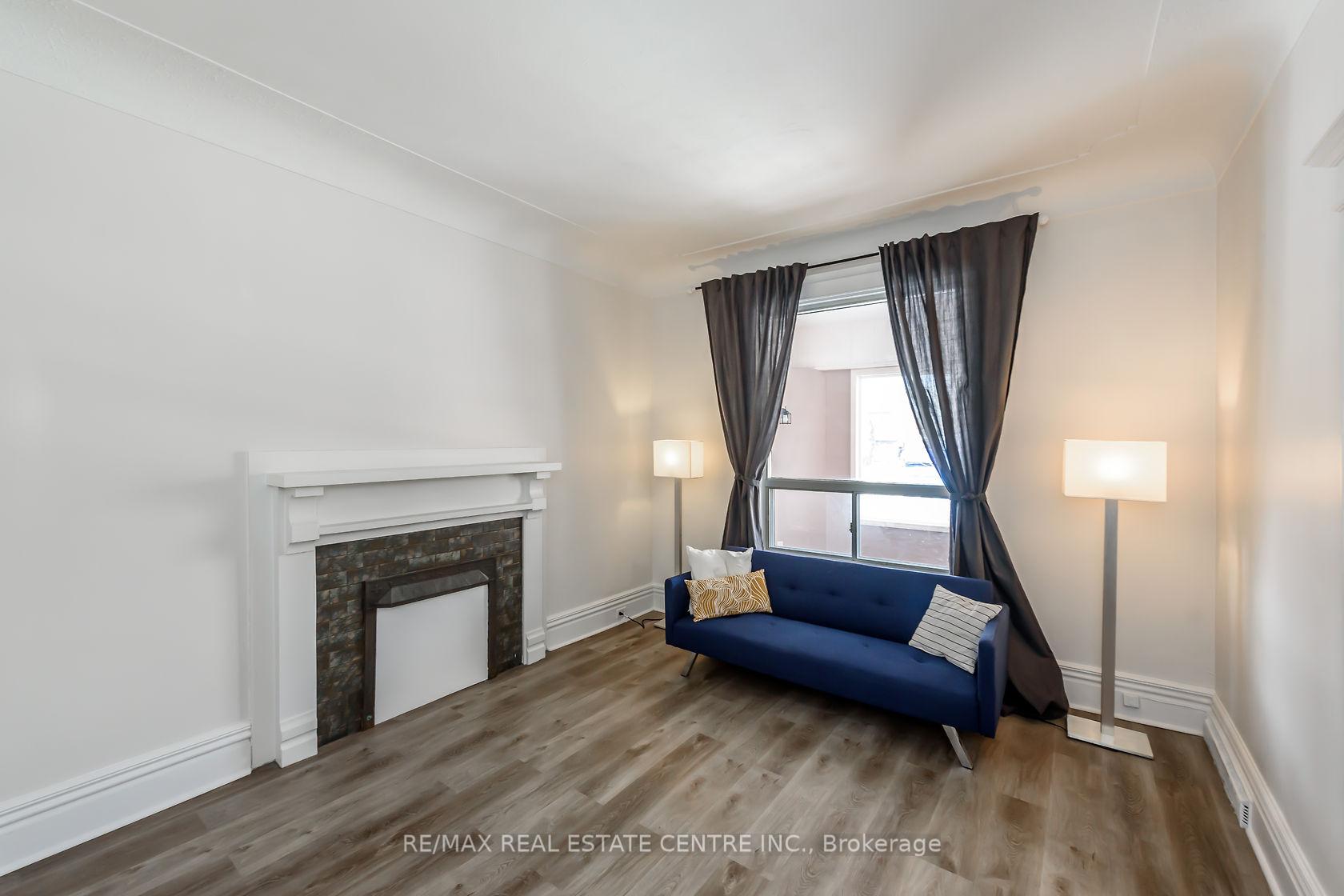 Photo 11 of Unit 1, 191 Sherman Avenue S, Hamilton, St. Clair — HOMEH