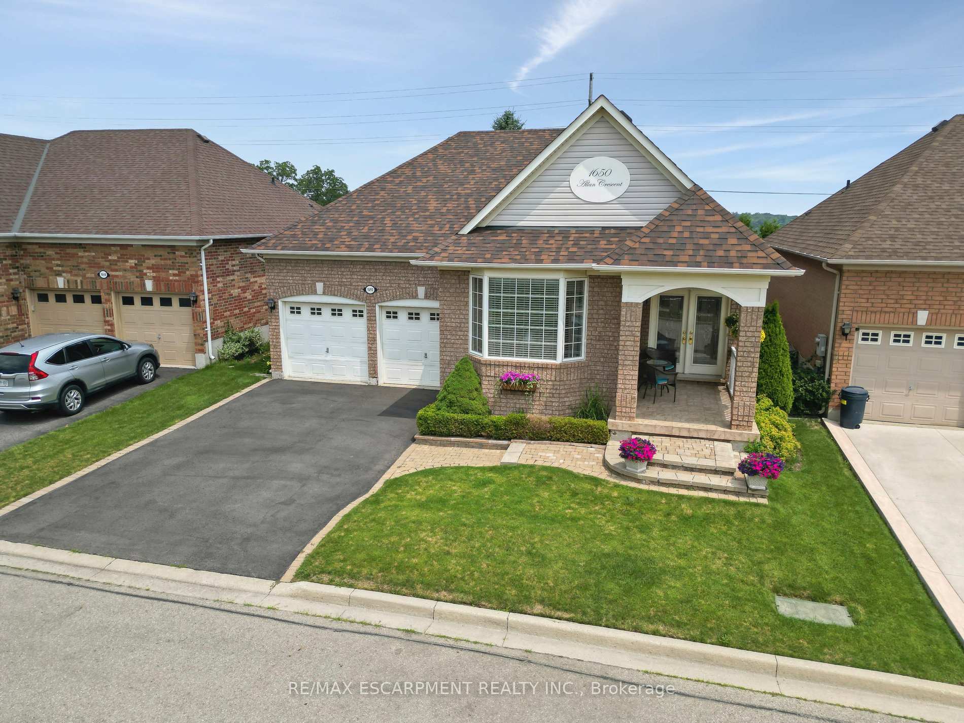 Photo 37 of 1650 Allan Crescent, Milton, Beaty — HOMEH