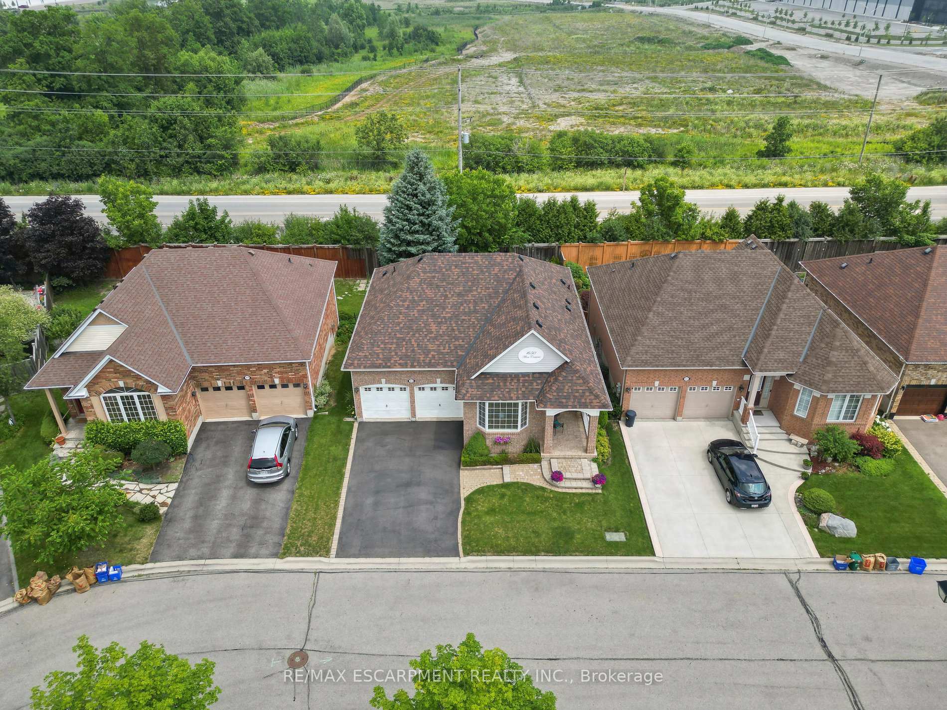 Photo 38 of 1650 Allan Crescent, Milton, Beaty — HOMEH