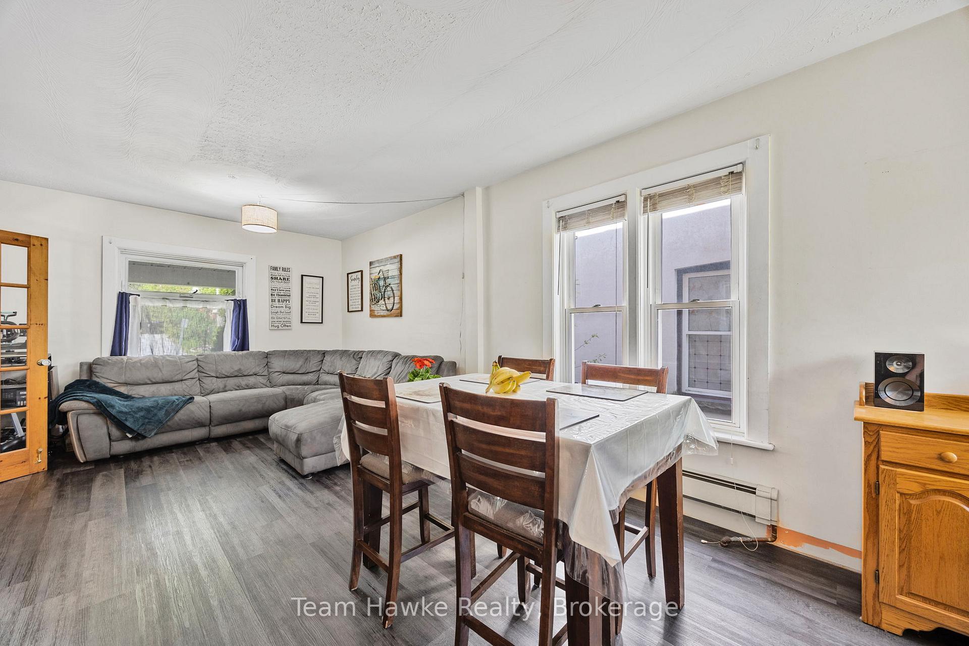 Photo 14 of 389 Mildred Street, Midland — HOMEH