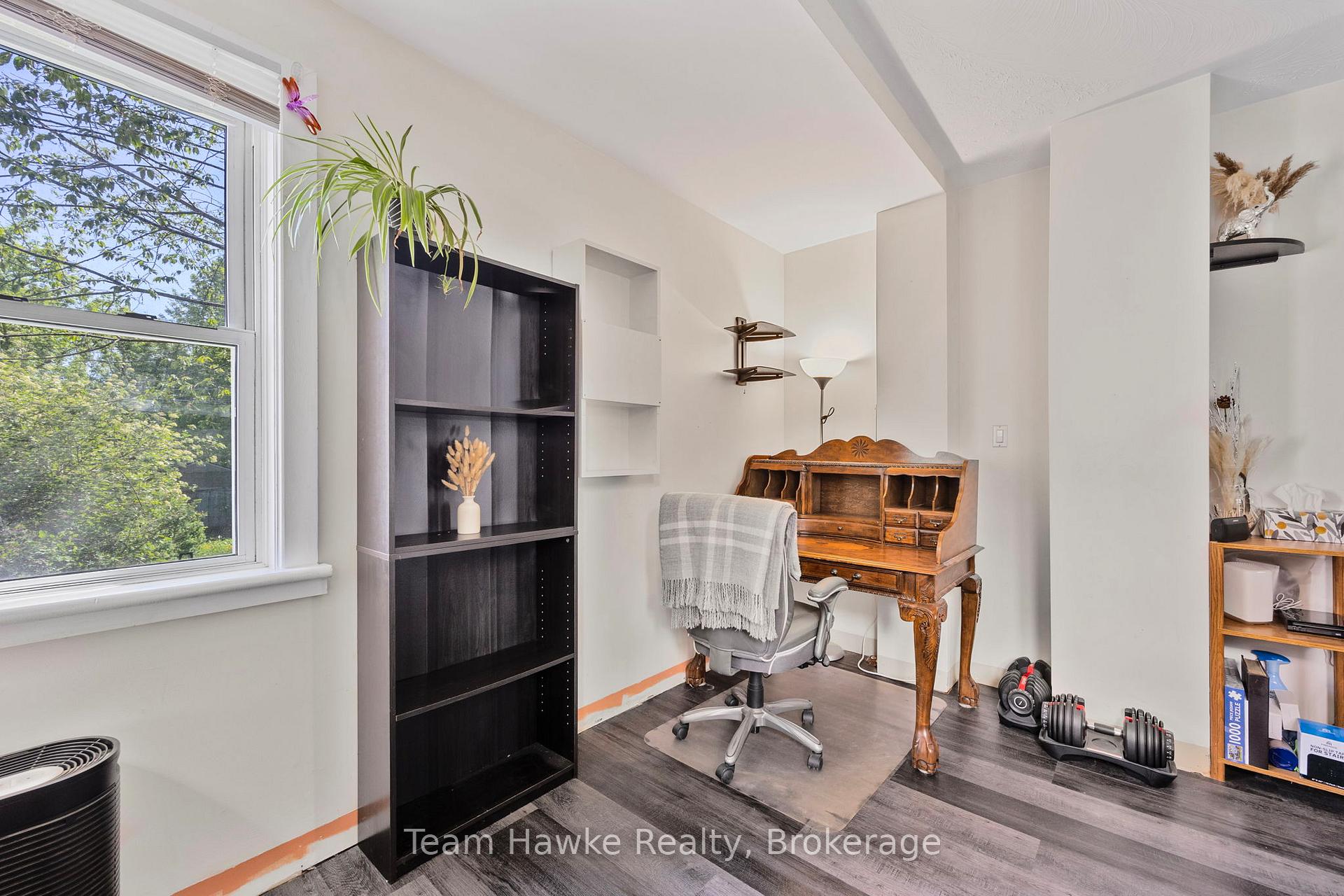 Photo 17 of 389 Mildred Street, Midland — HOMEH