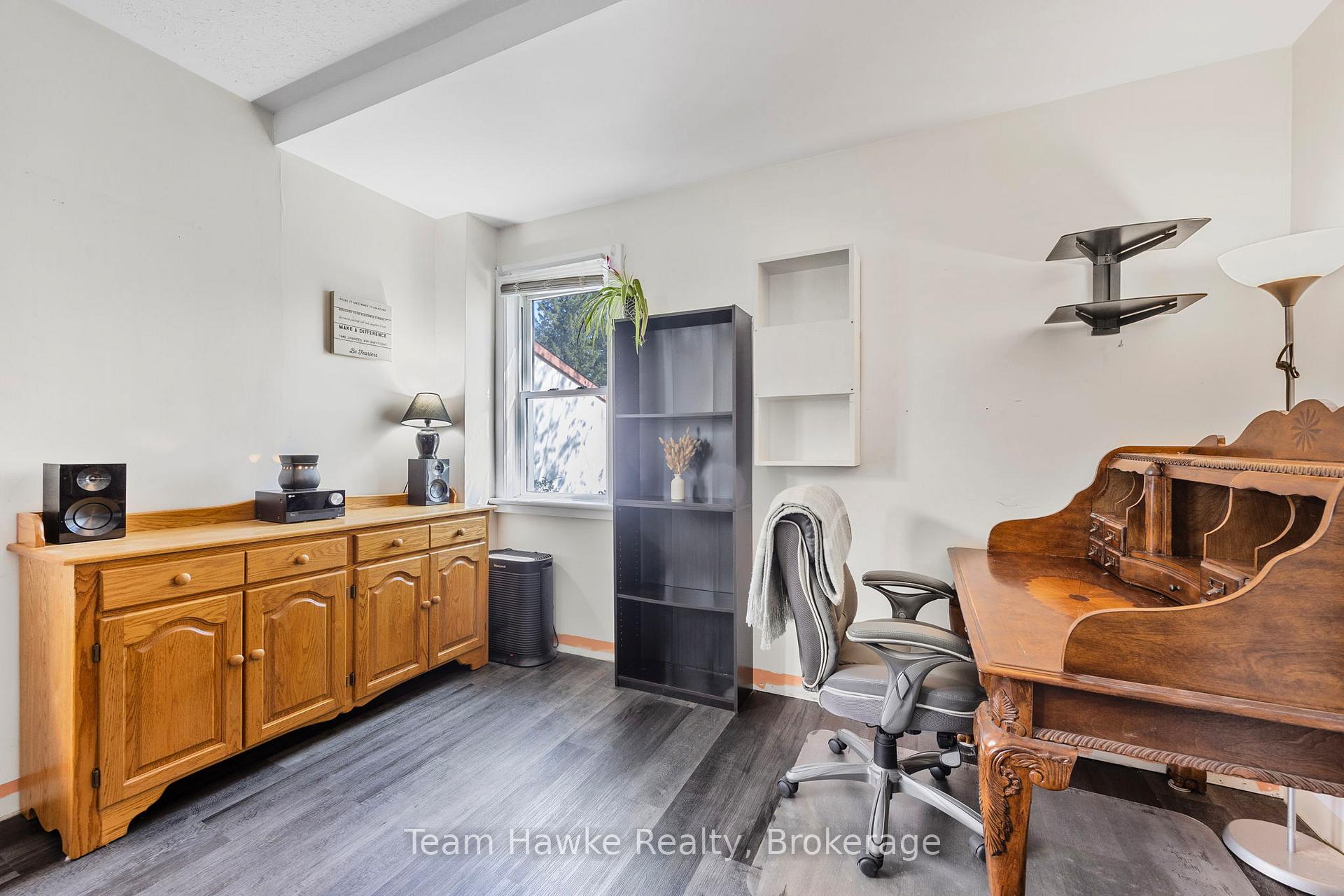 Photo 18 of 389 Mildred Street, Midland — HOMEH
