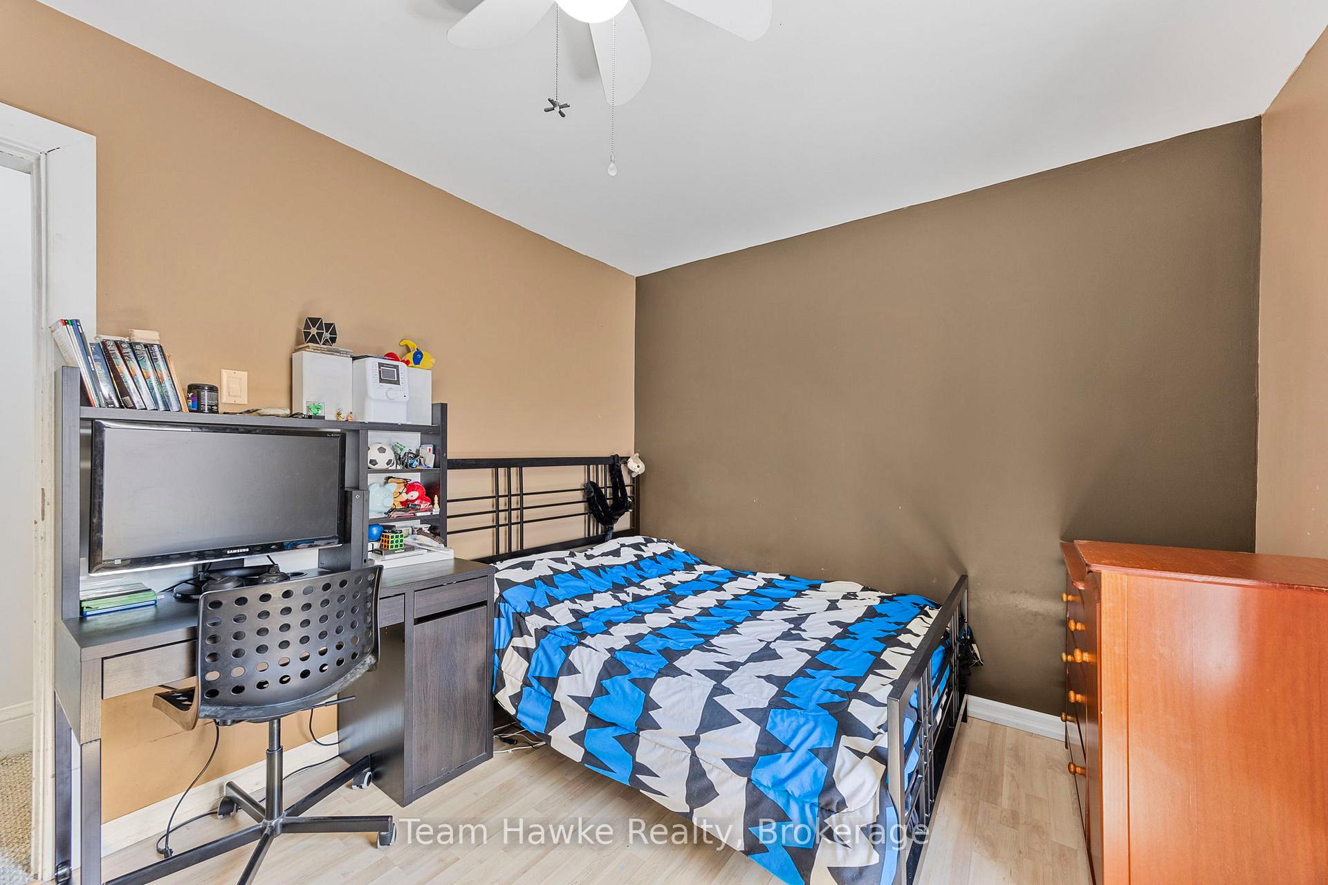 Photo 30 of 389 Mildred Street, Midland — HOMEH
