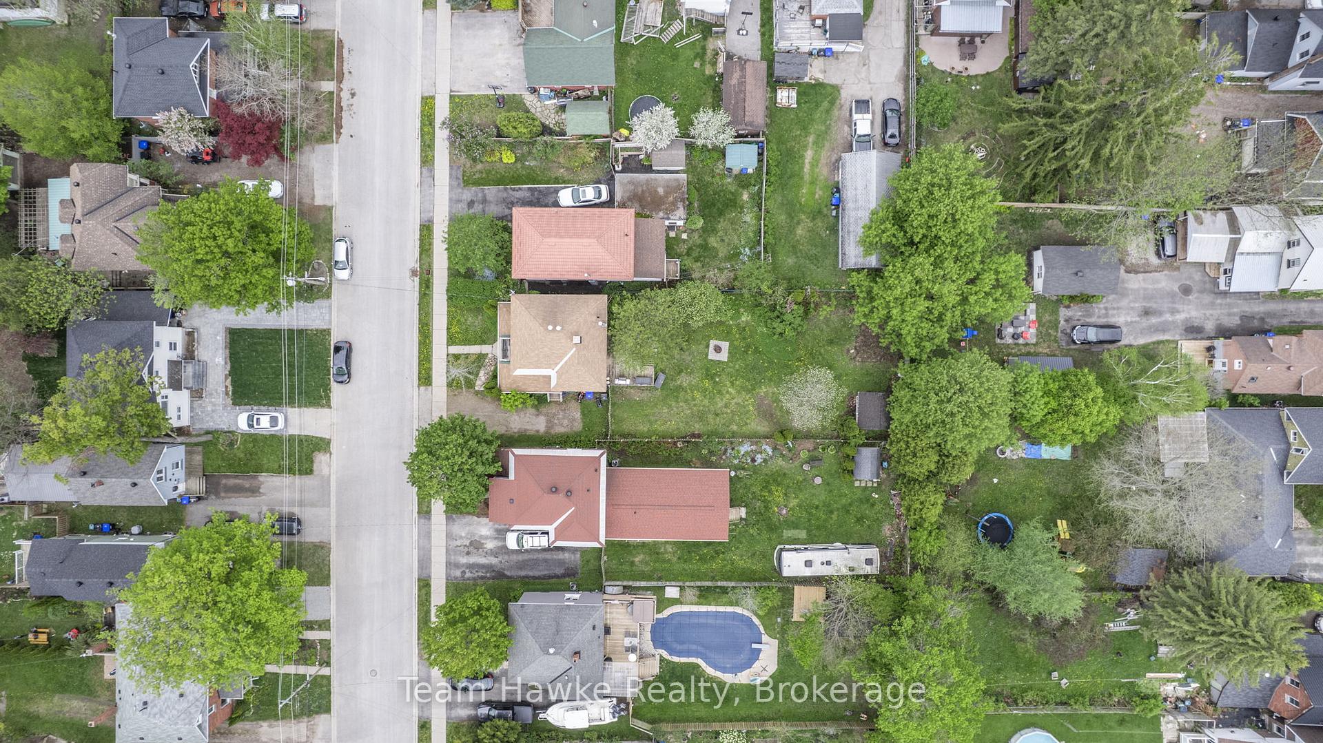 Photo 47 of 389 Mildred Street, Midland — HOMEH