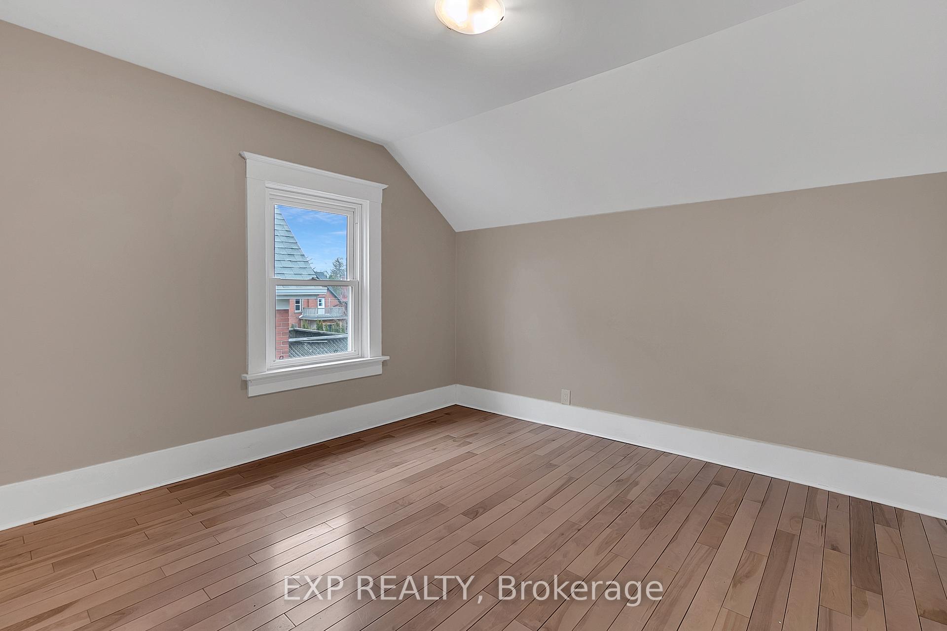 Photo 24 of 83 Krug Street, Kitchener — HOMEH