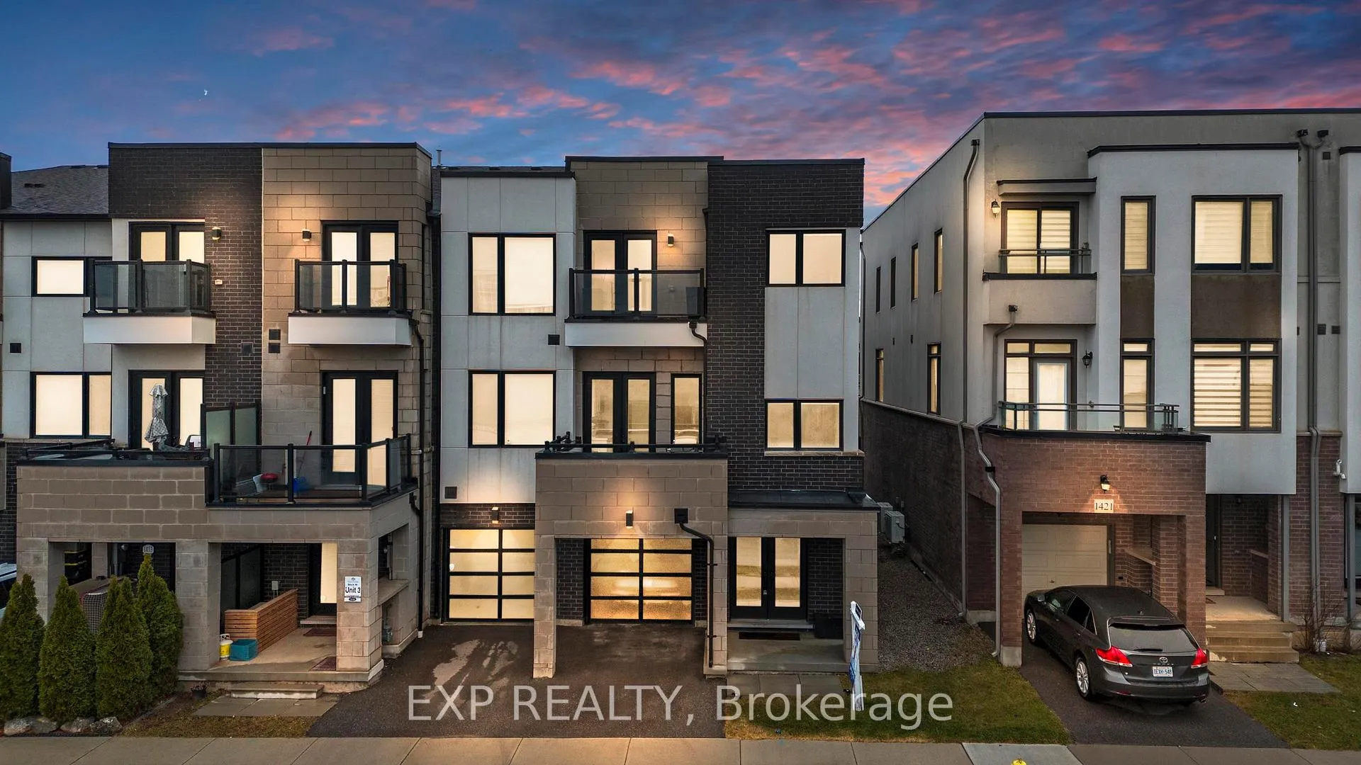 Front of 1417 Clarriage Court