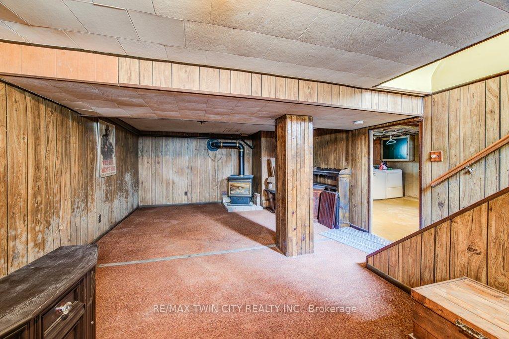 Photo 15 of 326 Blucher Boulevard, Kitchener — HOMEH