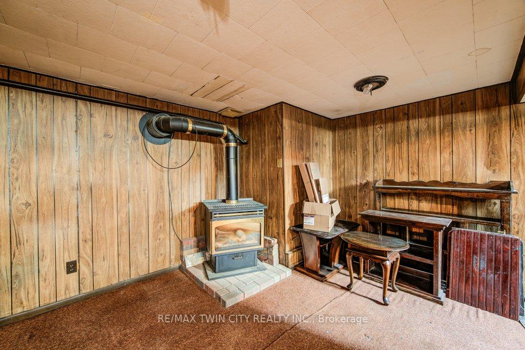 Photo 16 of 326 Blucher Boulevard, Kitchener — HOMEH