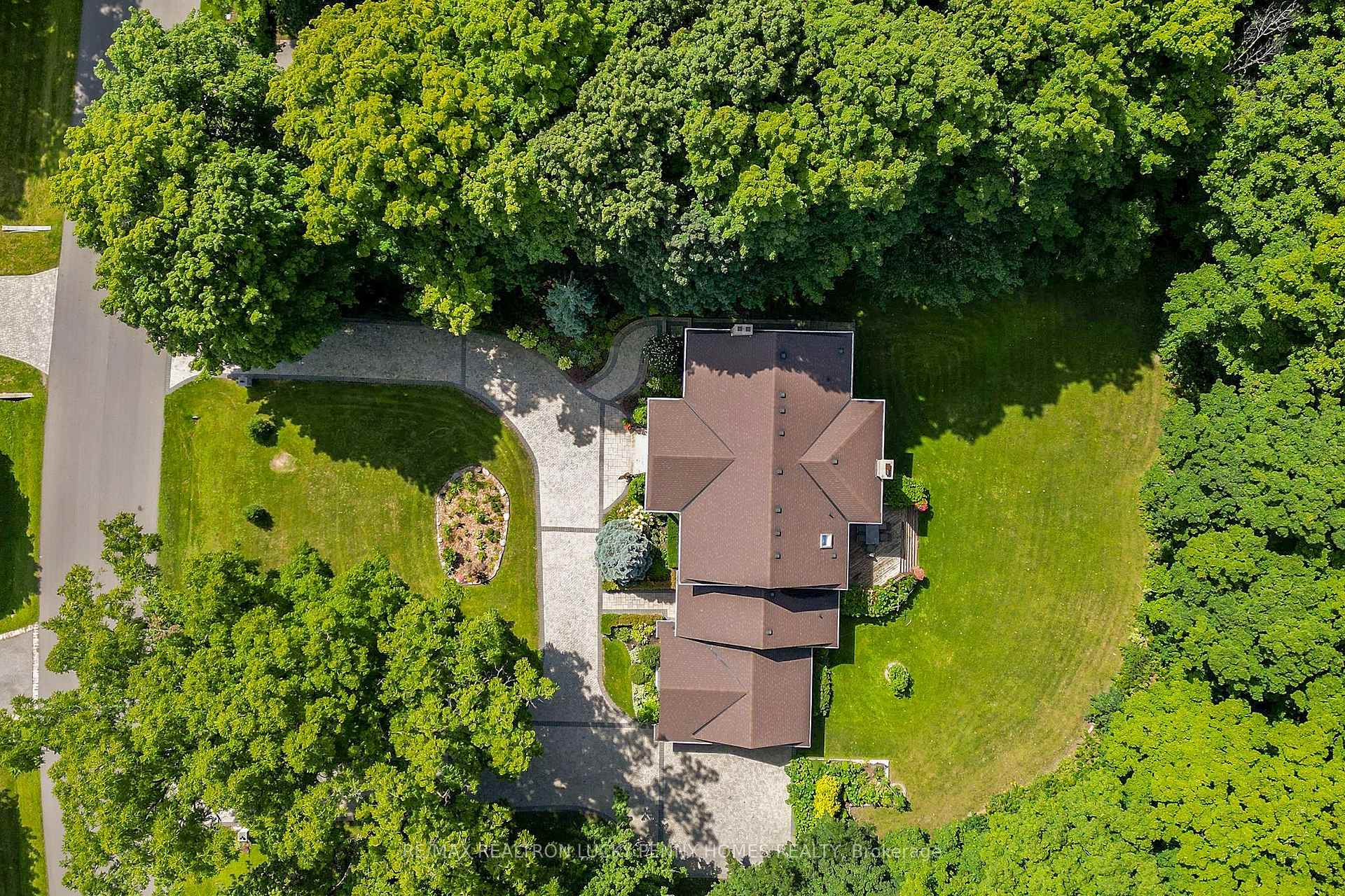 Photo 20 of 10 Walnut Glen Place, Markham, Devil's Elbow — HOMEH
