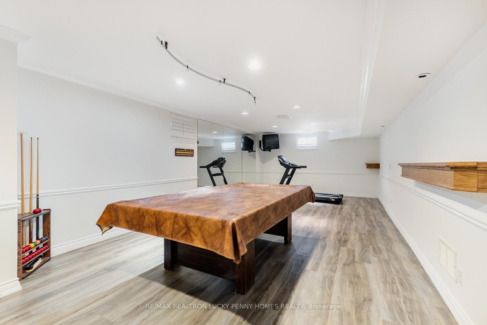 Photo 24 of 35 Walnut Glen Place, Markham, Devil's Elbow — HOMEH