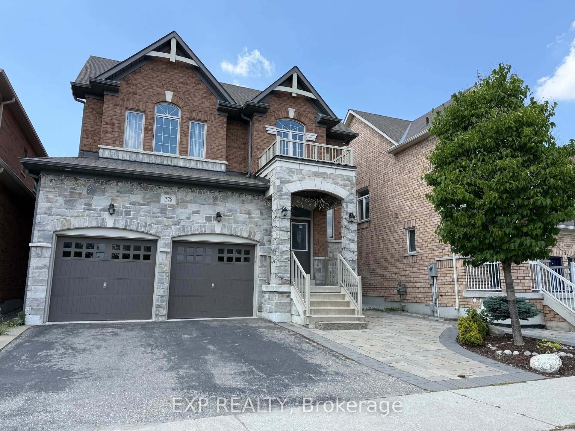 Photo 2 of 278 The Bridle Walk, Markham, Berczy — HOMEH