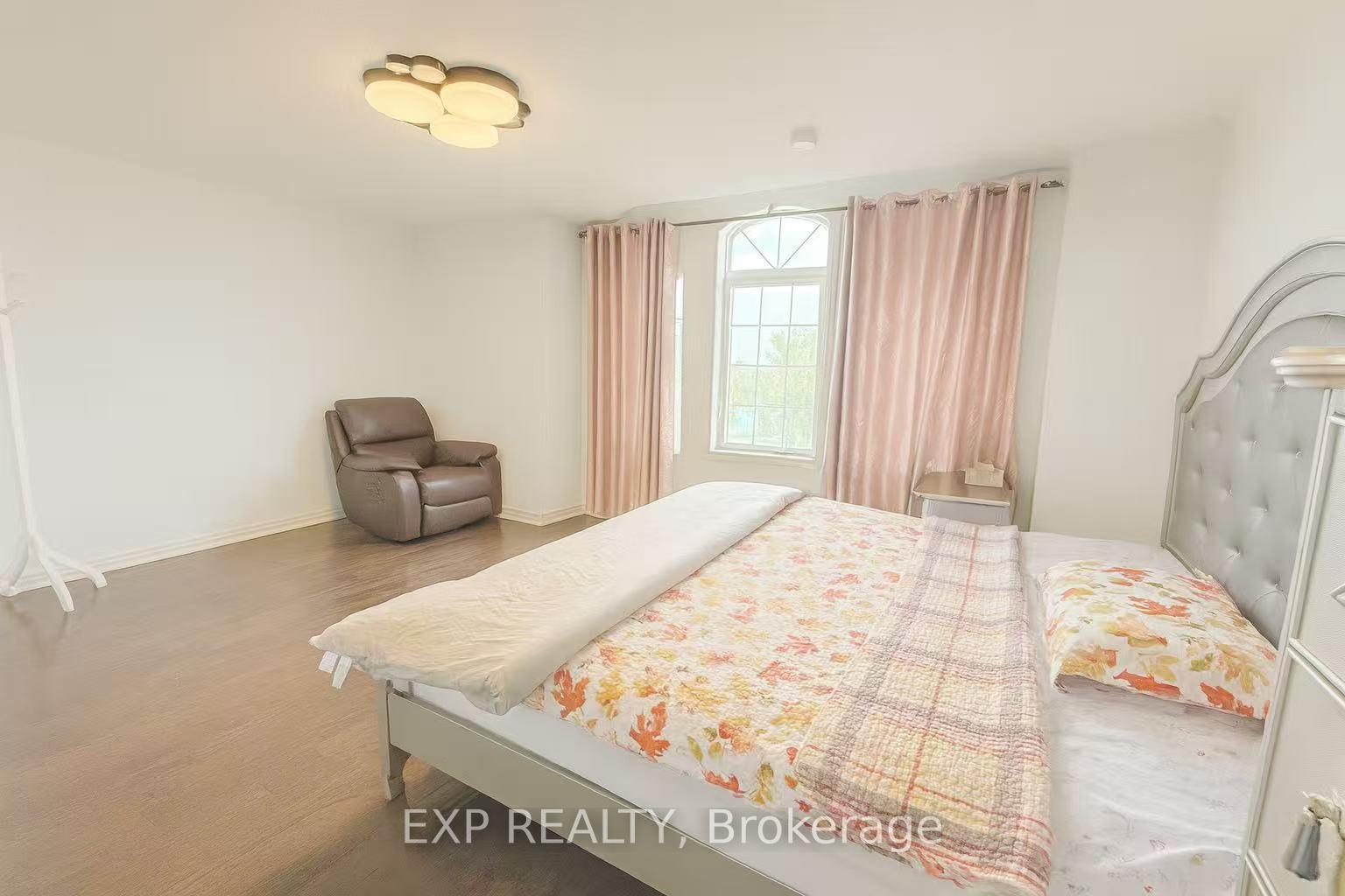 Photo 12 of 278 The Bridle Walk, Markham, Berczy — HOMEH