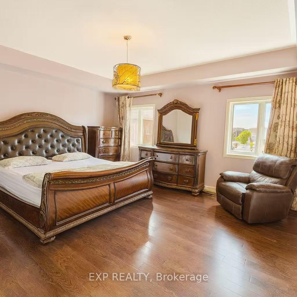 Photo 14 of 278 The Bridle Walk, Markham, Berczy — HOMEH