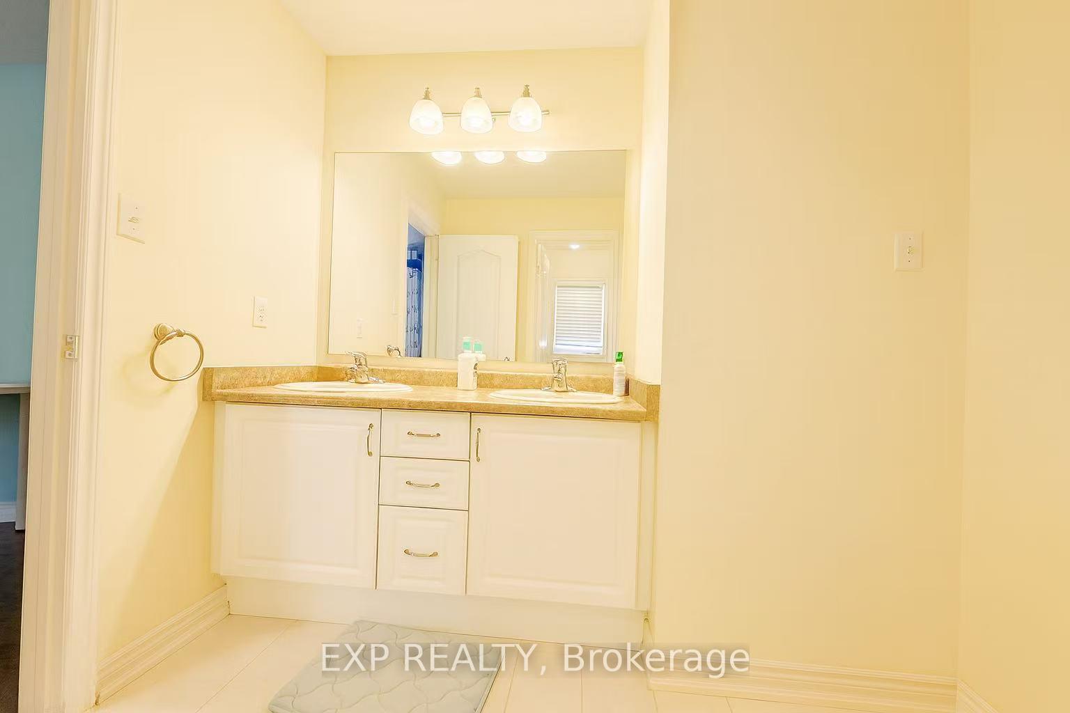 Photo 15 of 278 The Bridle Walk, Markham, Berczy — HOMEH