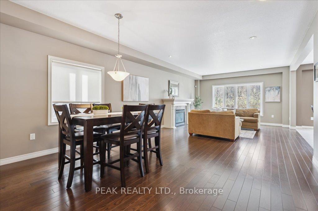 Photo 3 of 708 Robert Ferrie Drive, Kitchener — HOMEH