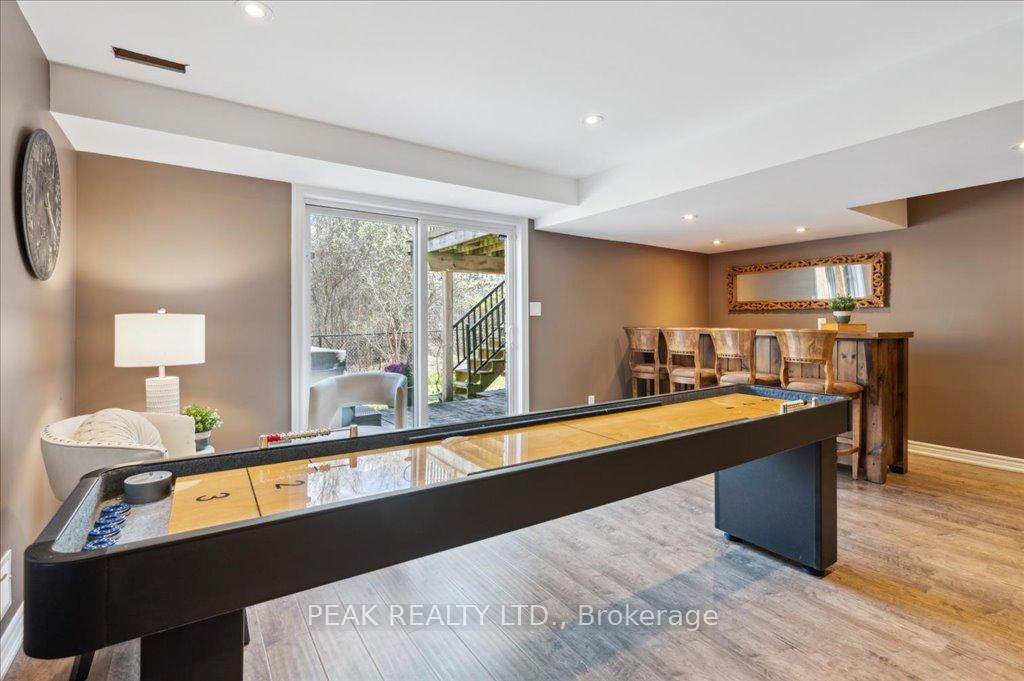 Photo 32 of 708 Robert Ferrie Drive, Kitchener — HOMEH