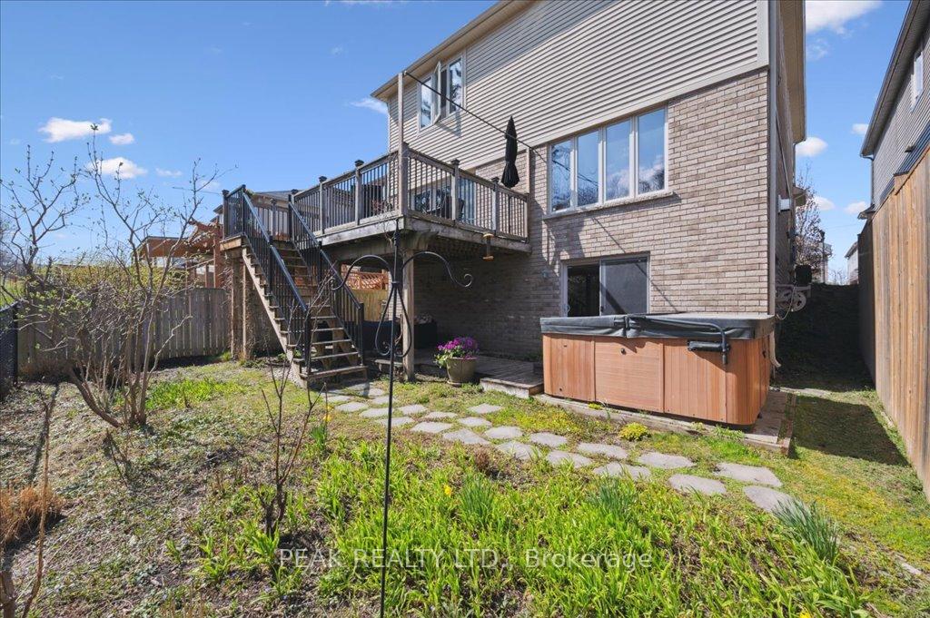 Photo 40 of 708 Robert Ferrie Drive, Kitchener — HOMEH