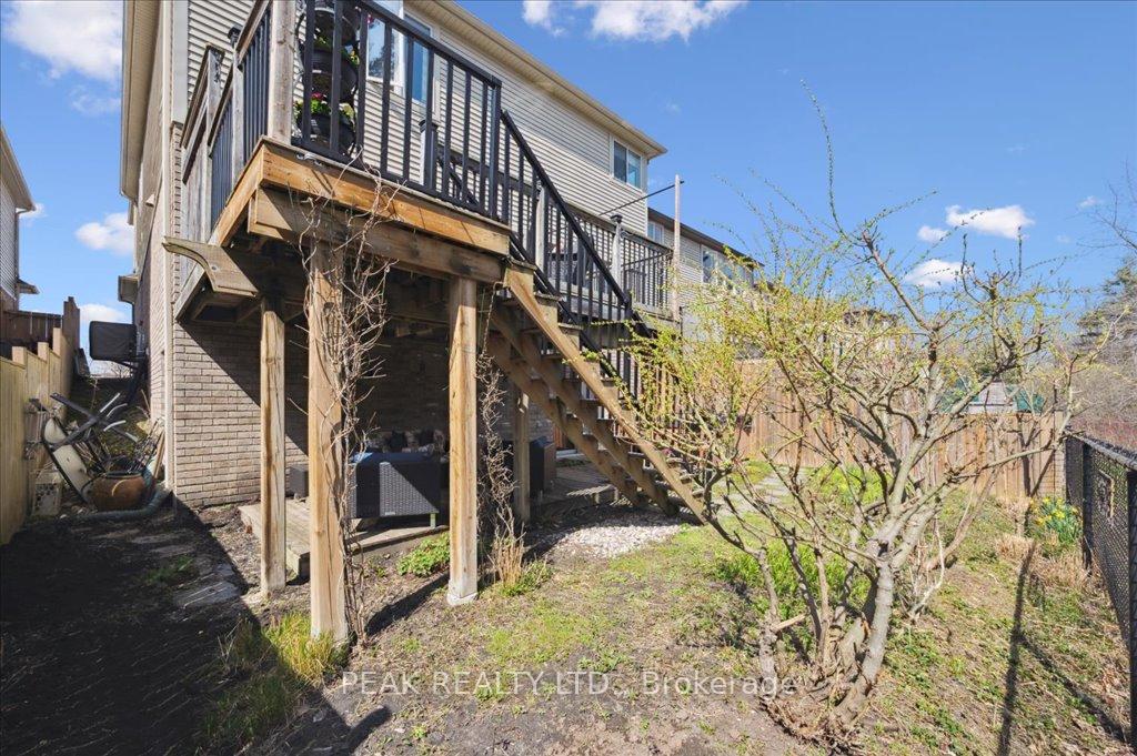 Photo 41 of 708 Robert Ferrie Drive, Kitchener — HOMEH
