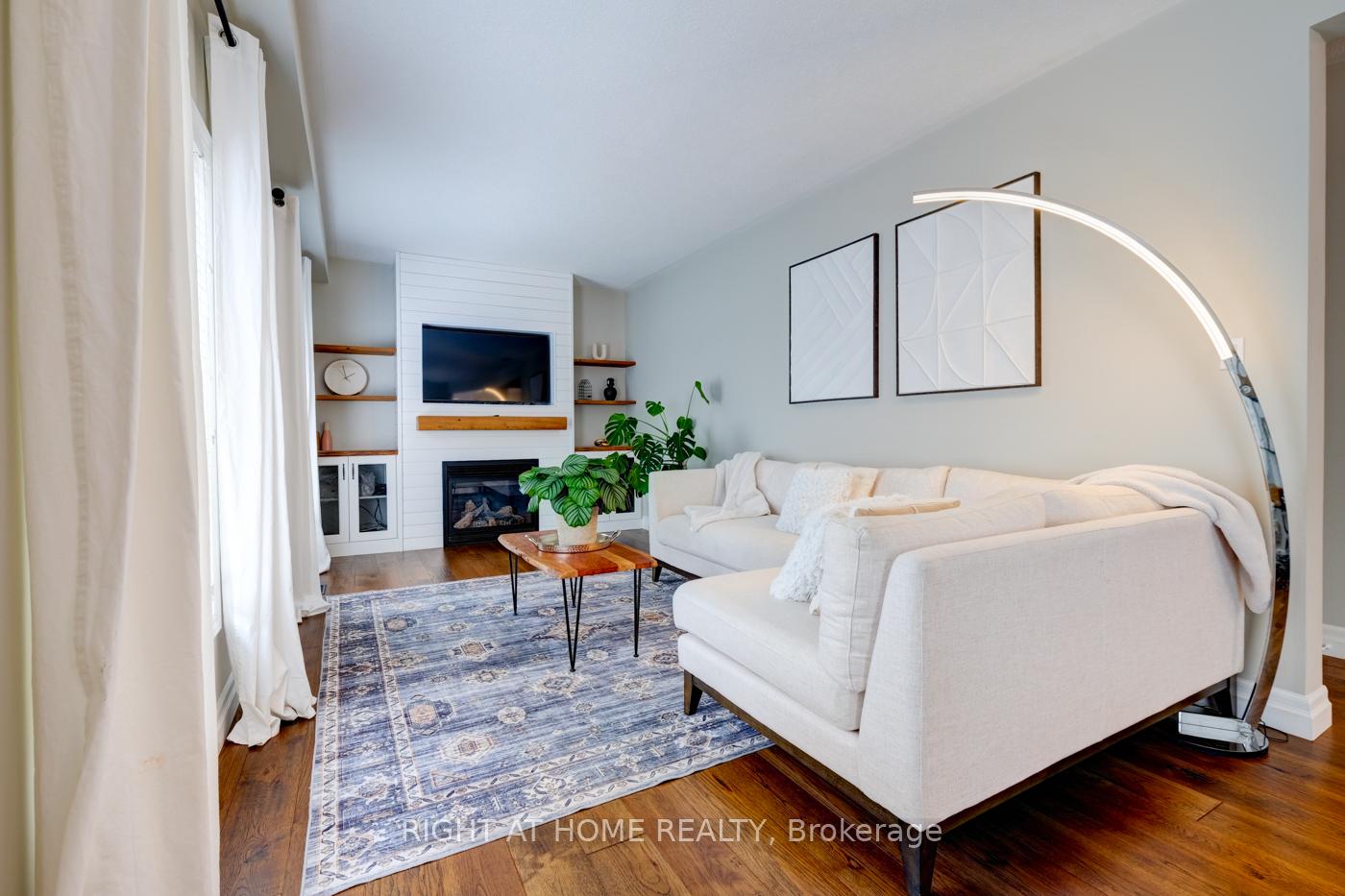 Photo 15 of 41 Watercliff Place, Hamilton, Winona Park — HOMEH