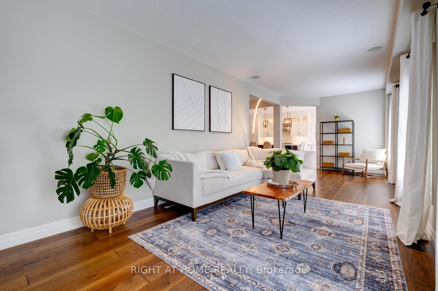 Photo 16 of 41 Watercliff Place, Hamilton, Winona Park — HOMEH