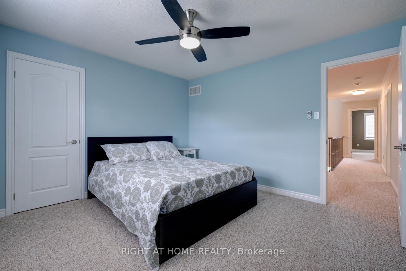 Photo 25 of 41 Watercliff Place, Hamilton, Winona Park — HOMEH