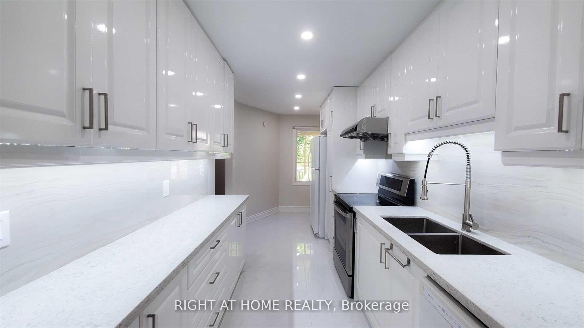 Front of 28 Baywood Court