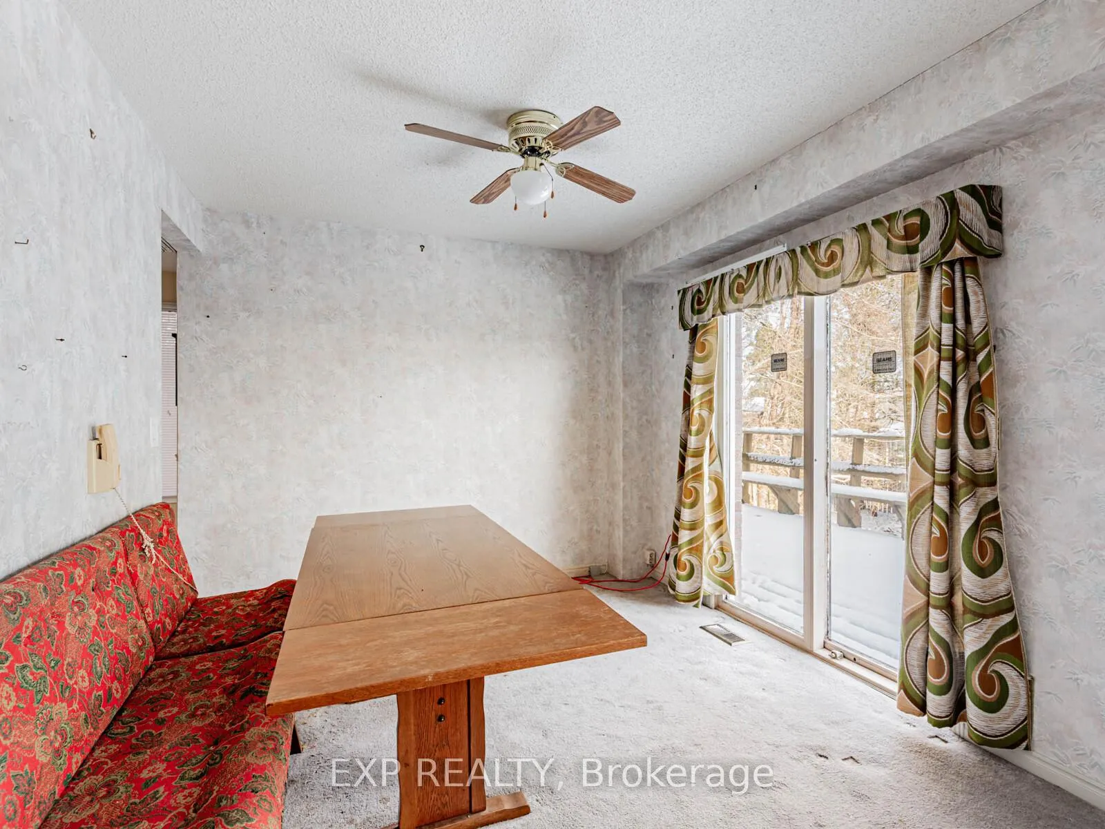 Photo 12 of 90 Hart Boulevard, Clarington, Newcastle — HOMEH