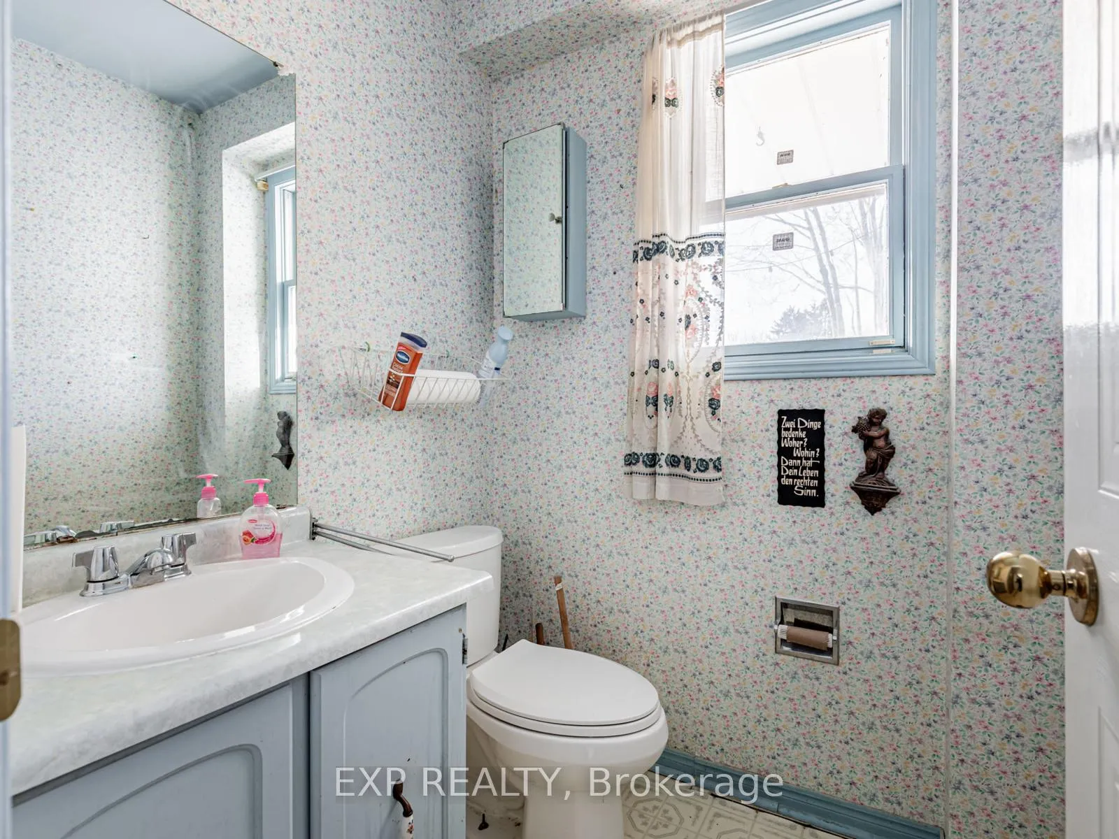 Photo 13 of 90 Hart Boulevard, Clarington, Newcastle — HOMEH
