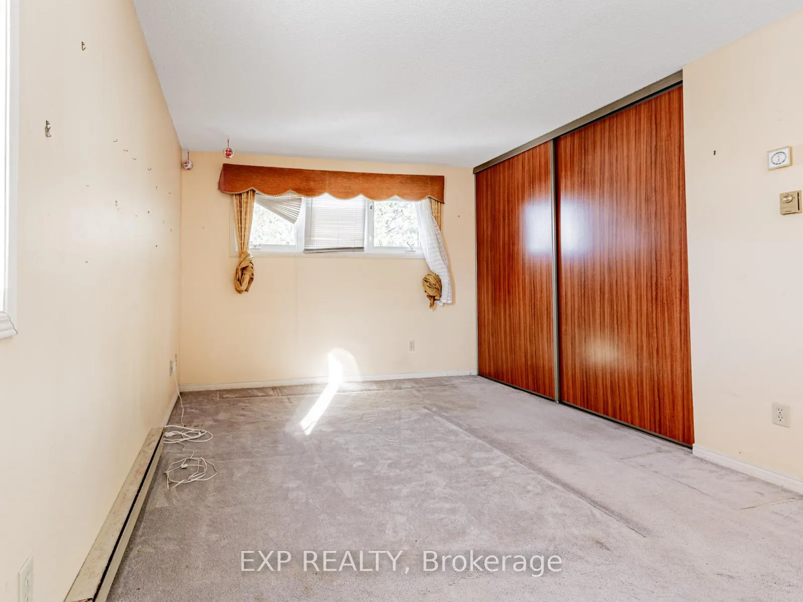 Photo 15 of 90 Hart Boulevard, Clarington, Newcastle — HOMEH
