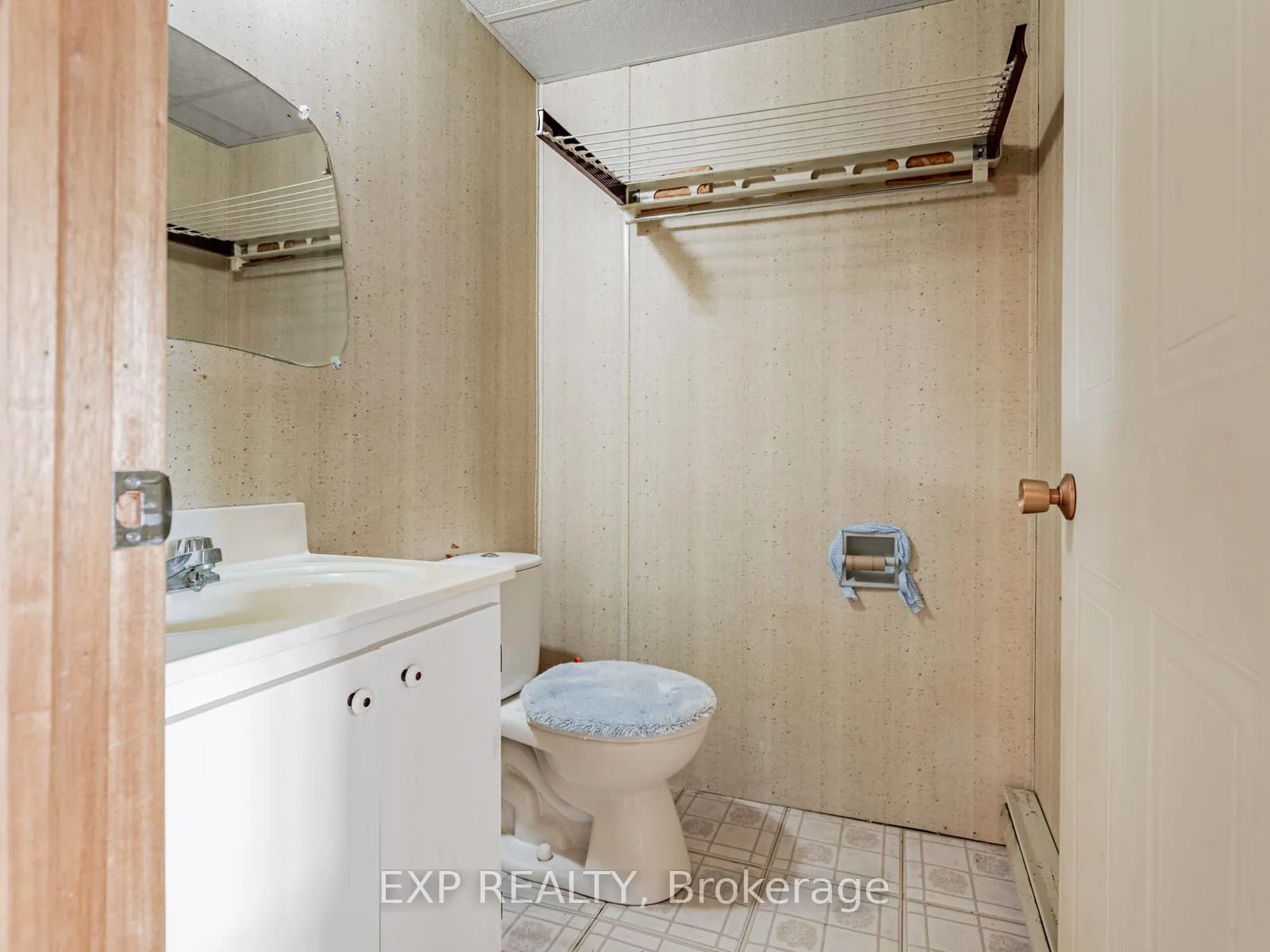 Photo 25 of 90 Hart Boulevard, Clarington, Newcastle — HOMEH