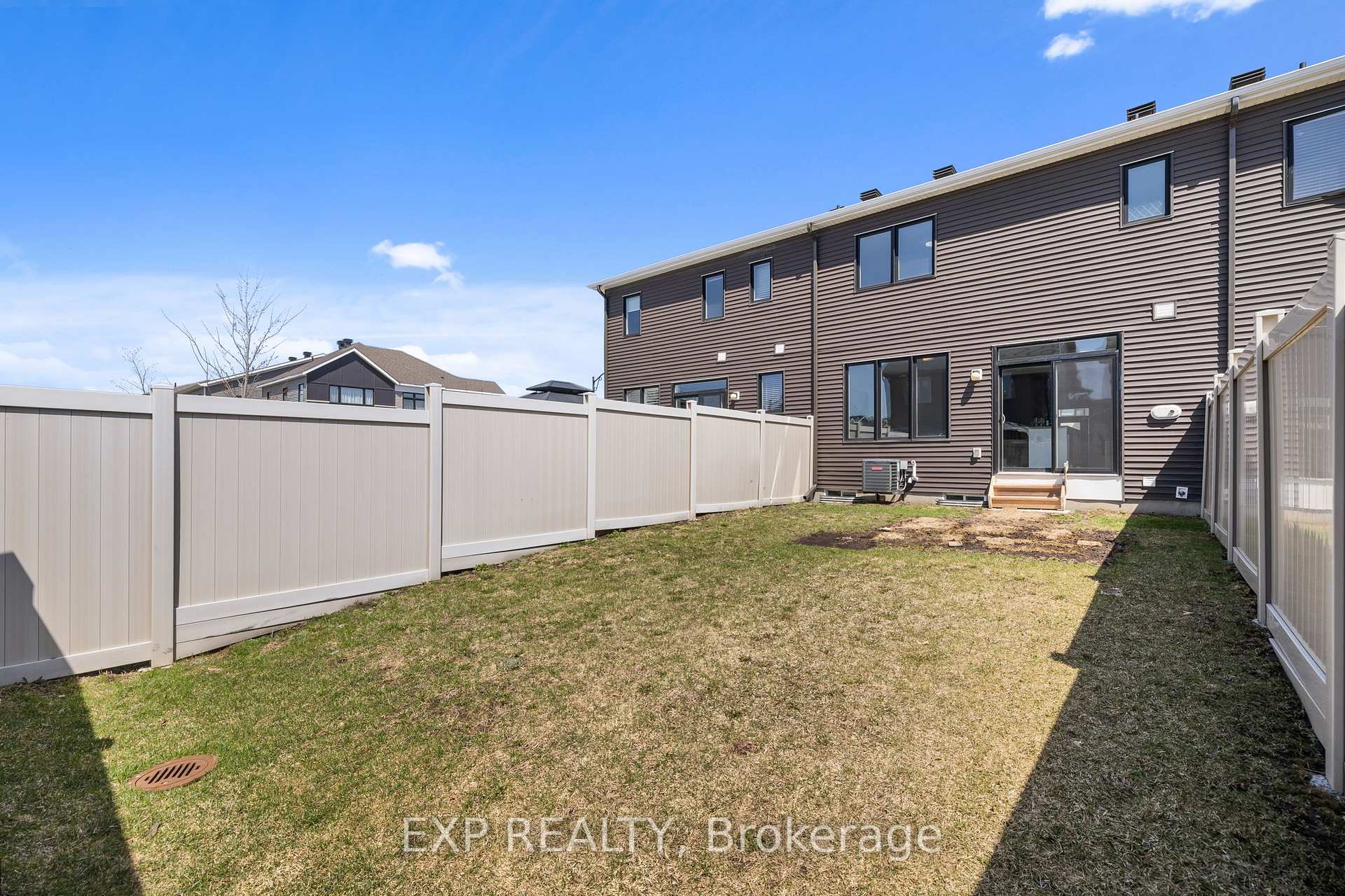 Photo 30 of 755 Brittanic Road, Ottawa, Kanata - Emerald Meadows/Trailwest — HOMEH