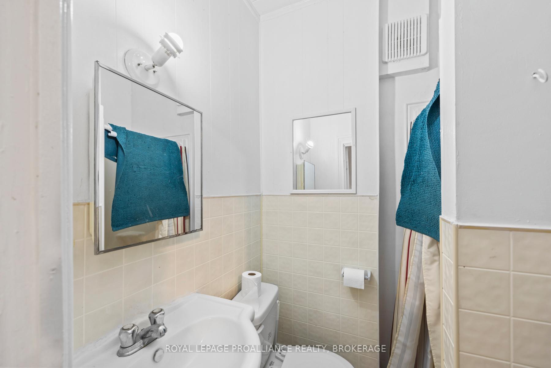 Photo 8 of 120 Bagot Street, Kingston, Central City East — HOMEH