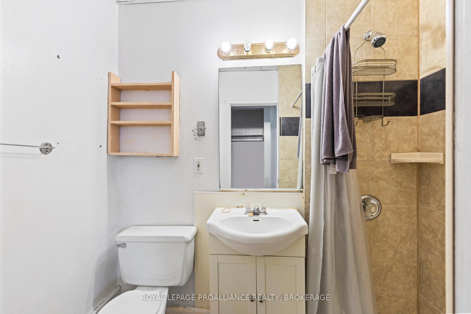 Photo 16 of 120 Bagot Street, Kingston, Central City East — HOMEH