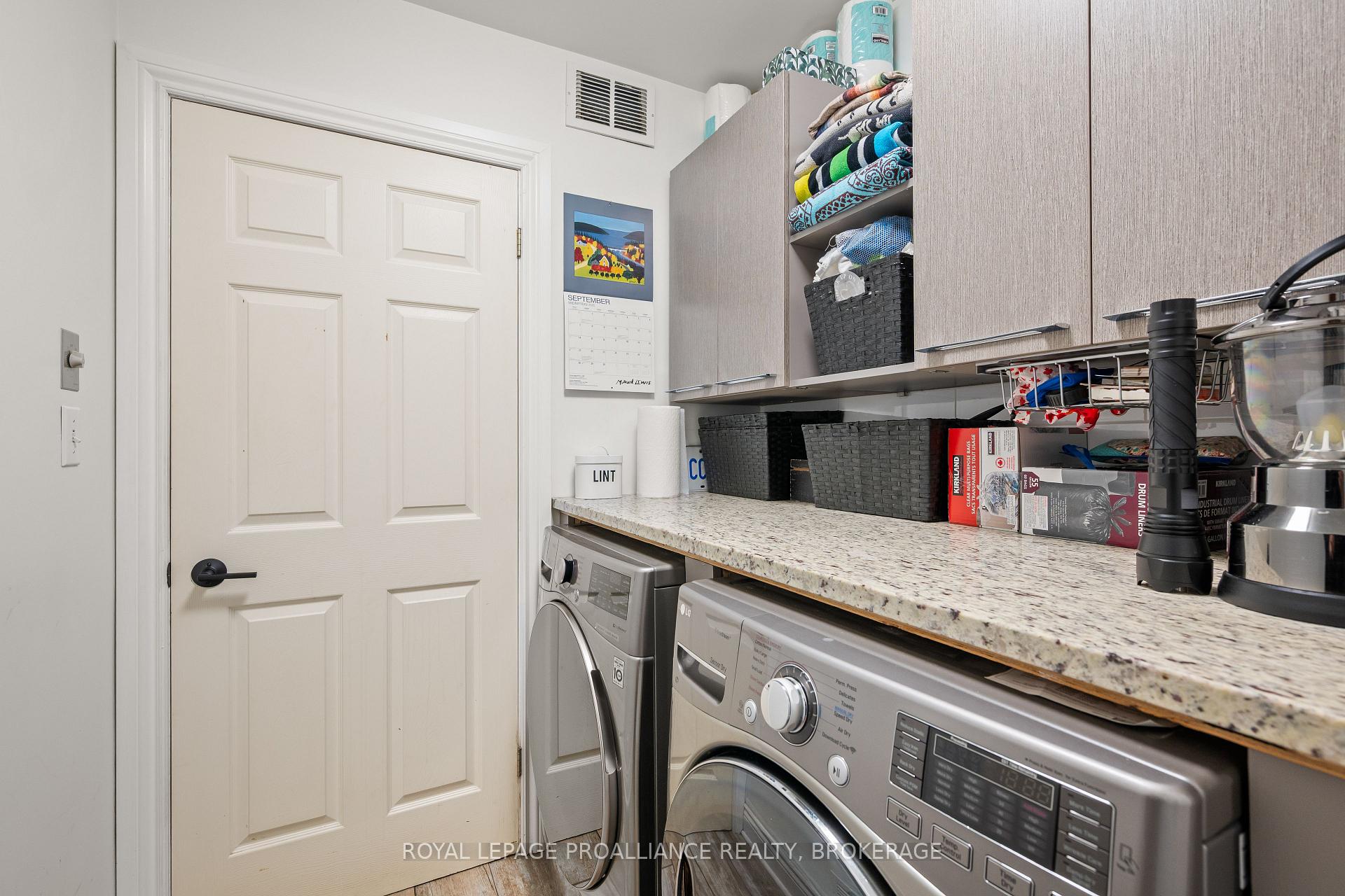 Photo 6 of 74 Point St. Mark Drive, Kingston, Kingston East (Incl Barret Crt) — HOMEH