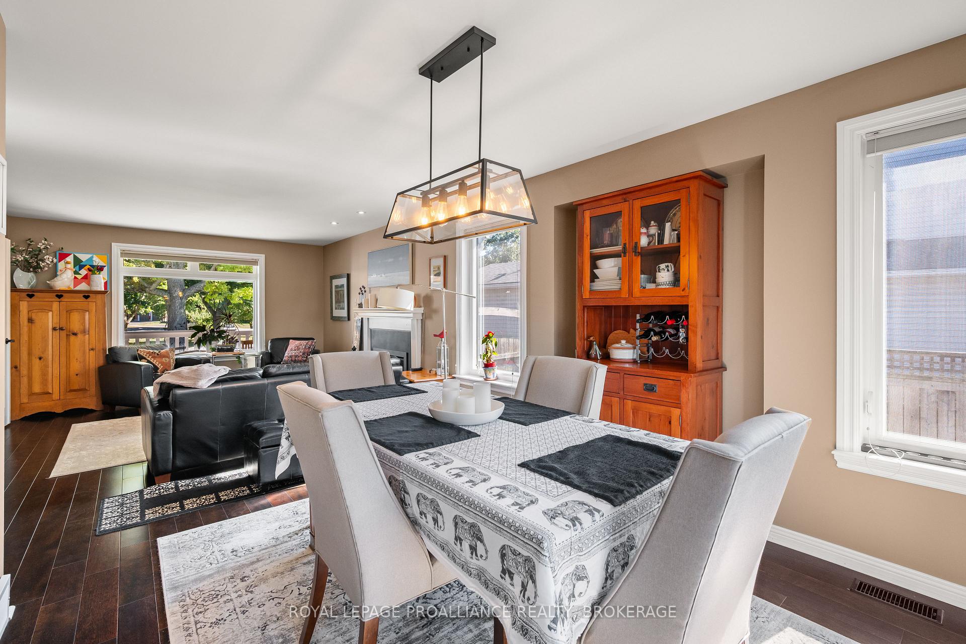 Photo 17 of 74 Point St. Mark Drive, Kingston, Kingston East (Incl Barret Crt) — HOMEH