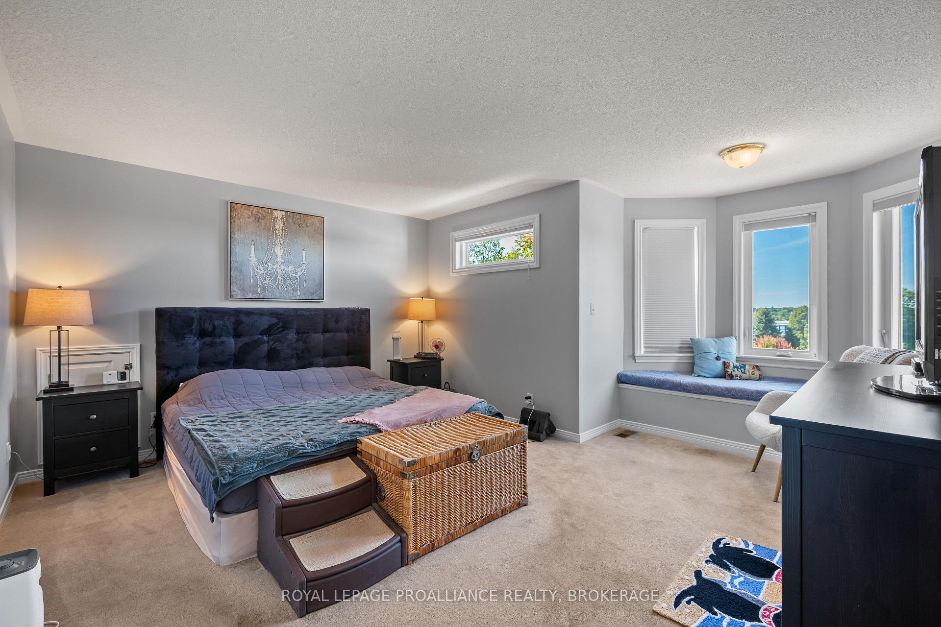 Photo 23 of 74 Point St. Mark Drive, Kingston, Kingston East (Incl Barret Crt) — HOMEH