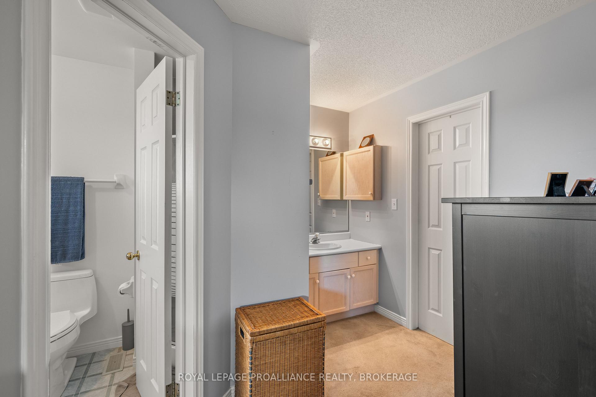 Photo 25 of 74 Point St. Mark Drive, Kingston, Kingston East (Incl Barret Crt) — HOMEH